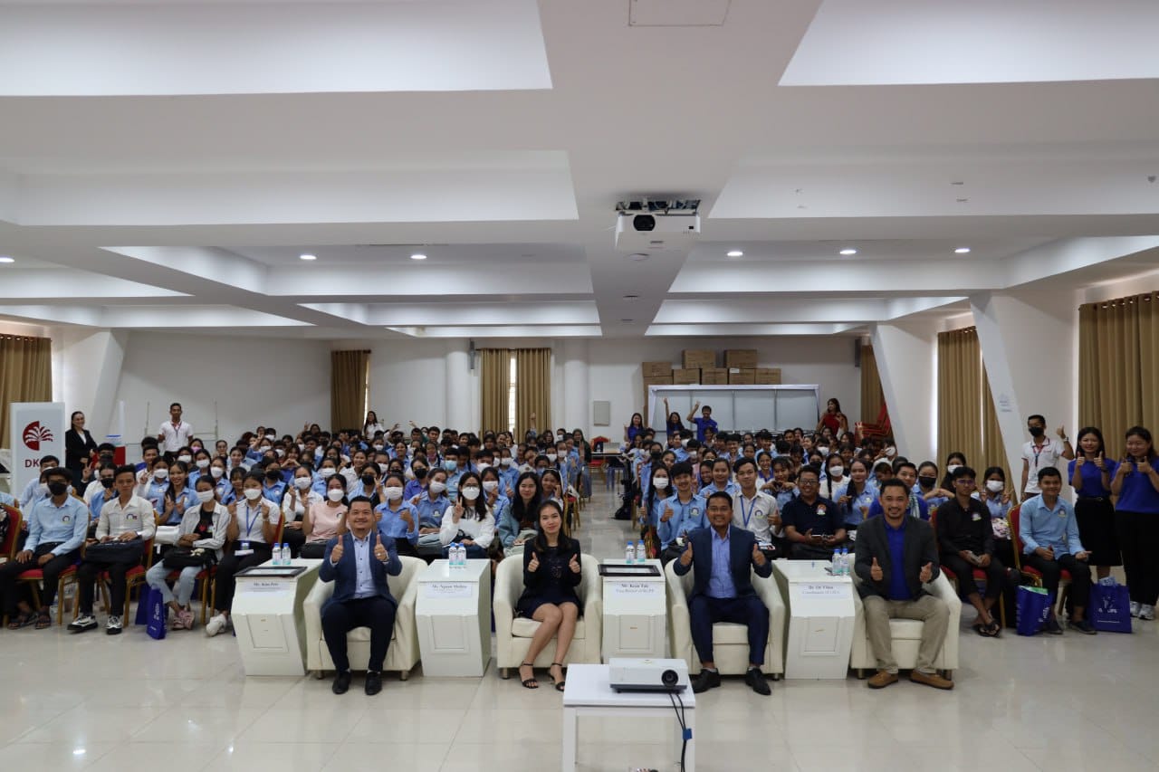 គន្លឹះក្នុងការសរសេរ CV និង Cover Letter ប្រកបដោយប្រសិទ្ធភាព